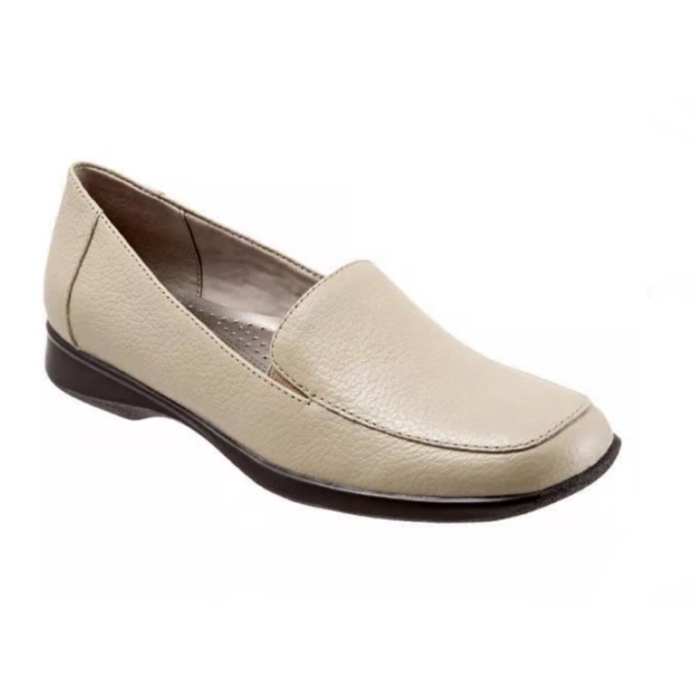 NEW Trotters Women's Jenn Slip-On Leather Loafer 8.5